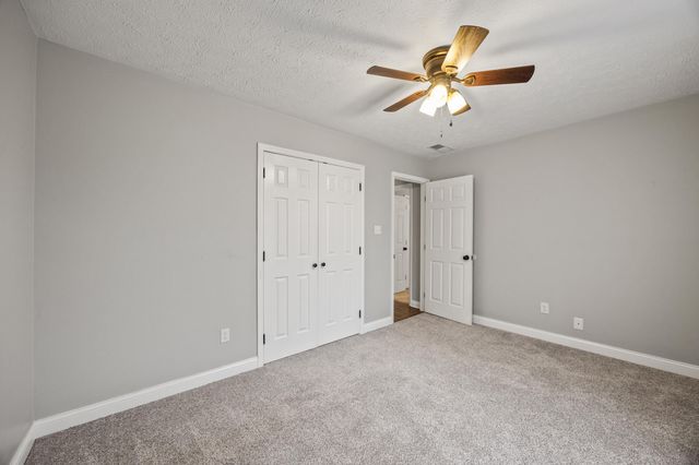 104 Lone Oak Drive, Nicholasville, KY 40356