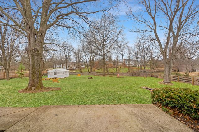 104 Lone Oak Drive, Nicholasville, KY 40356