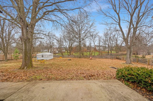 104 Lone Oak Drive, Nicholasville, KY 40356