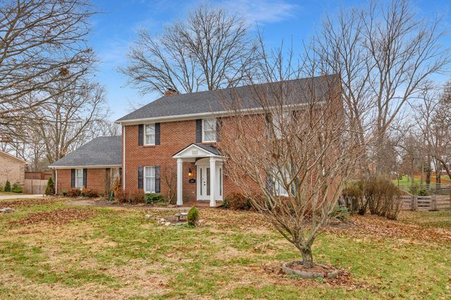 104 Lone Oak Drive, Nicholasville, KY 40356