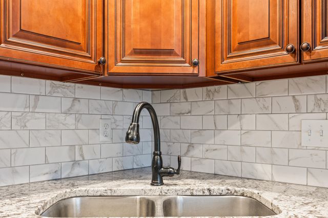 104 Lone Oak Drive, Nicholasville, KY 40356