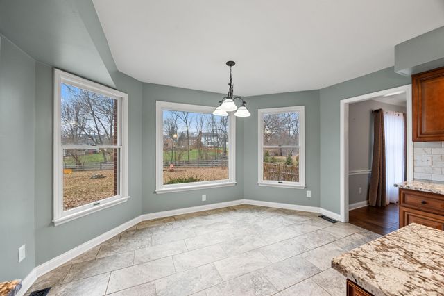 104 Lone Oak Drive, Nicholasville, KY 40356