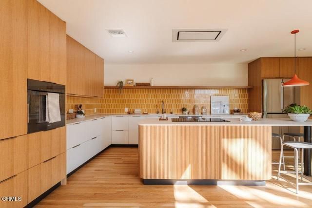 1680 N Mar Vista Avenue, Pasadena, CA 91104