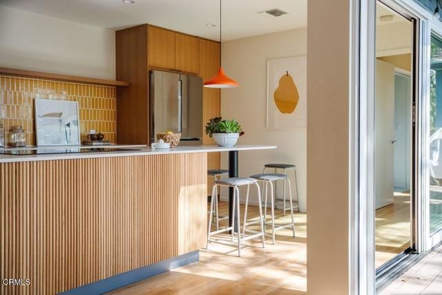 1680 N Mar Vista Avenue, Pasadena, CA 91104