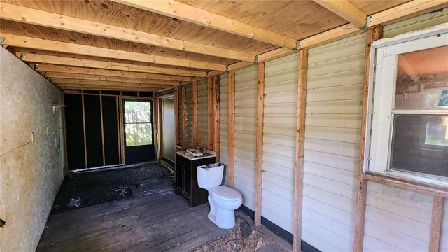 1038 NE 14TH AVENUE, Gainesville, FL 32601
