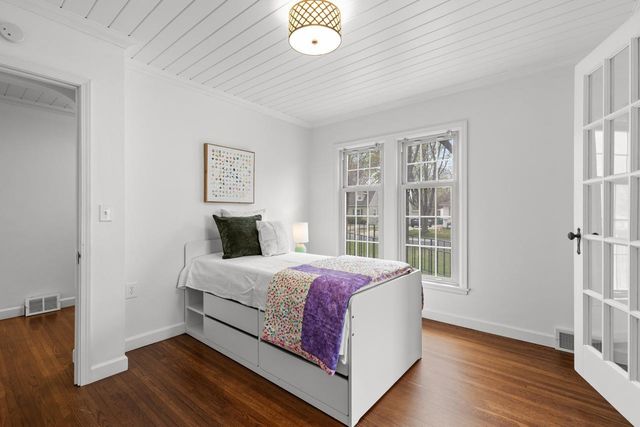 1633 Maryland Avenue S, Saint Louis Park, MN 55426