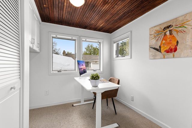 1633 Maryland Avenue S, Saint Louis Park, MN 55426