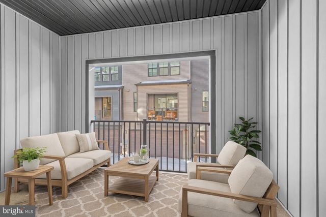 13039 HATTONTOWN SQ, Herndon, VA 20171