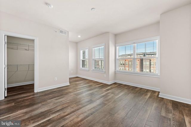 13039 HATTONTOWN SQ, Herndon, VA 20171