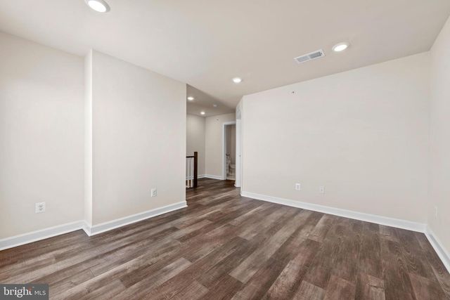 13039 HATTONTOWN SQ, Herndon, VA 20171