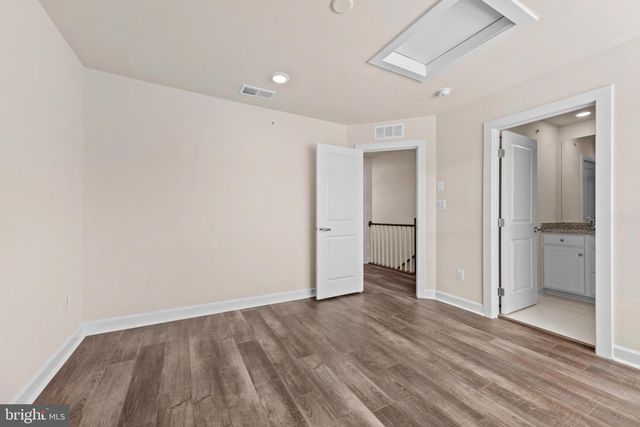 13039 HATTONTOWN SQ, Herndon, VA 20171