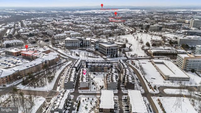 13039 HATTONTOWN SQ, Herndon, VA 20171