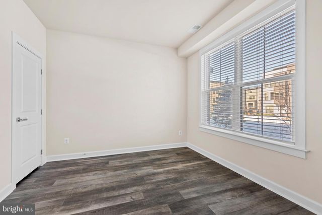 13039 HATTONTOWN SQ, Herndon, VA 20171