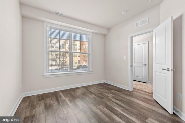 13039 HATTONTOWN SQ, Herndon, VA 20171