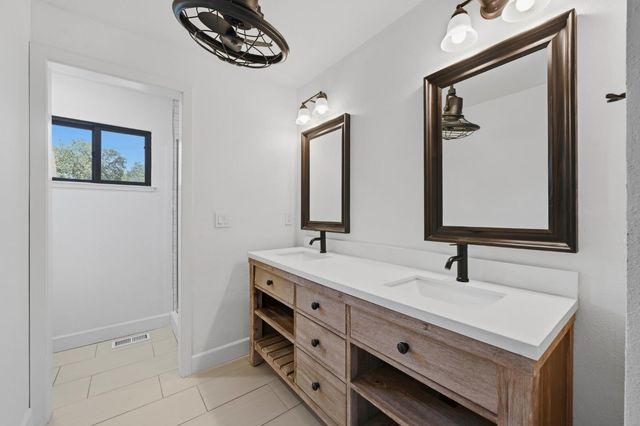 4440 Lawrence Dr, Granite Bay, CA 95746