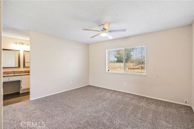 2741 W Avenue L4, Lancaster, CA 93536