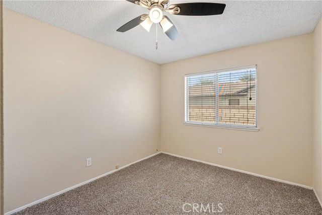 2741 W Avenue L4, Lancaster, CA 93536