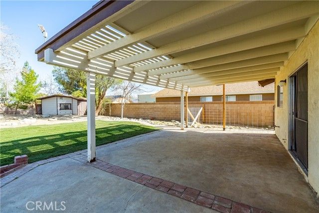 2741 W Avenue L4, Lancaster, CA 93536