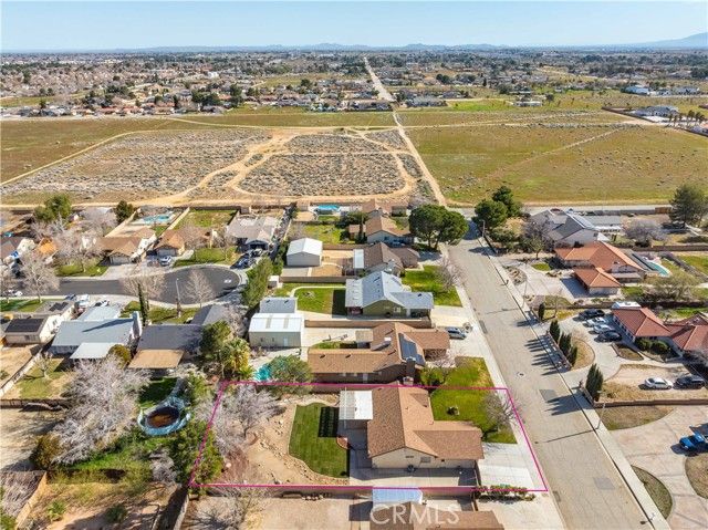 2741 W Avenue L4, Lancaster, CA 93536