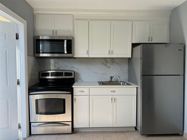 1036 NW 5TH Avenue, Fort Lauderdale, FL 33311