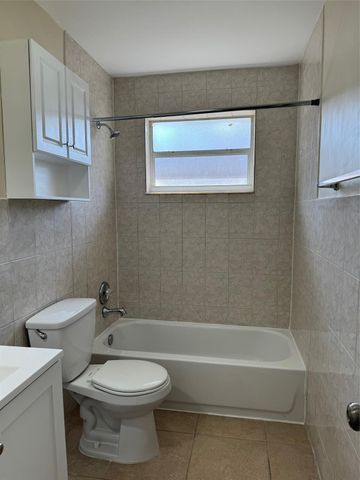 1036 NW 5TH Avenue, Fort Lauderdale, FL 33311