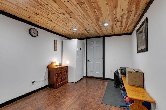 11305 15th Avenue NE, Rice, MN 56367