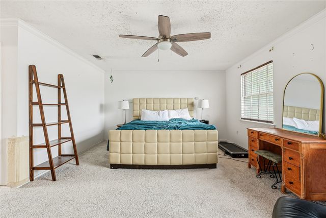 6204 Old Mill Circle, Watauga, TX 76148