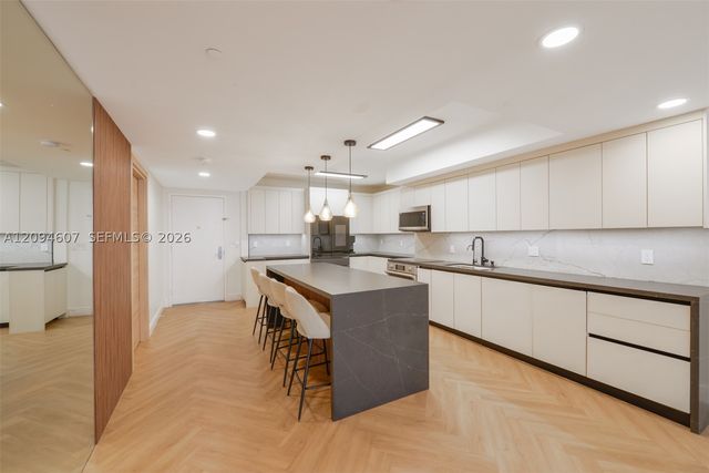 1850 S Ocean Dr 3702, Hallandale Beach, FL 33009