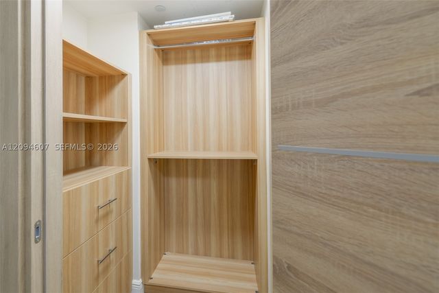 1850 S Ocean Dr 3702, Hallandale Beach, FL 33009