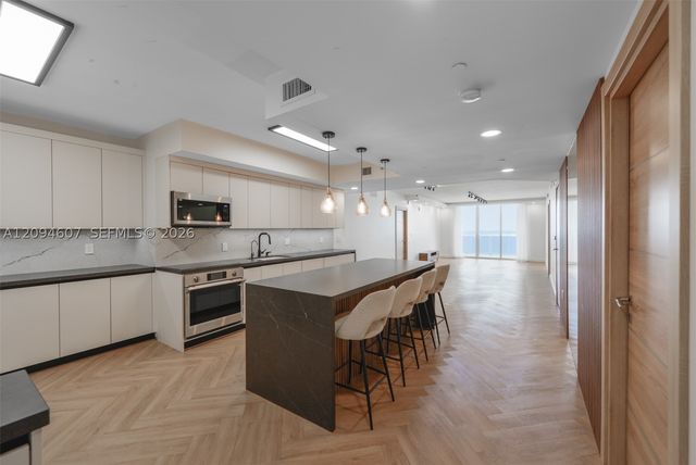1850 S Ocean Dr 3702, Hallandale Beach, FL 33009
