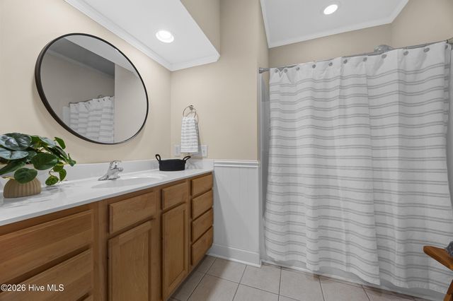 422 Settlers Lane, Kure Beach, NC 28449