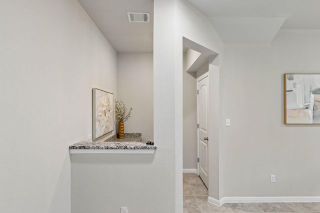 900 Myrna BND, Leander, TX 78641