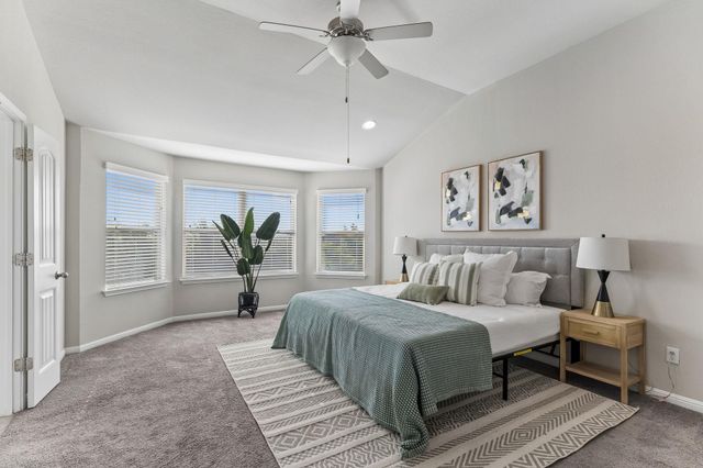 900 Myrna BND, Leander, TX 78641