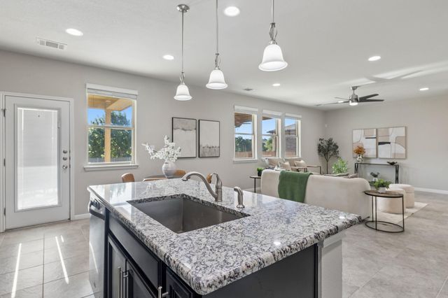 900 Myrna BND, Leander, TX 78641