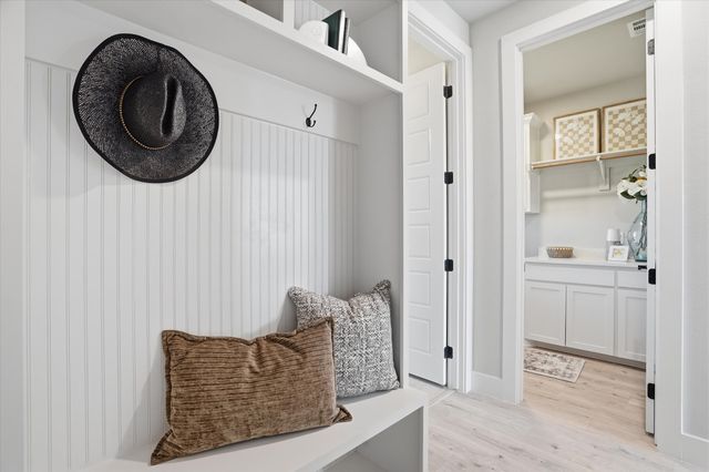 561 Royal Santana, Weatherford, TX 76087