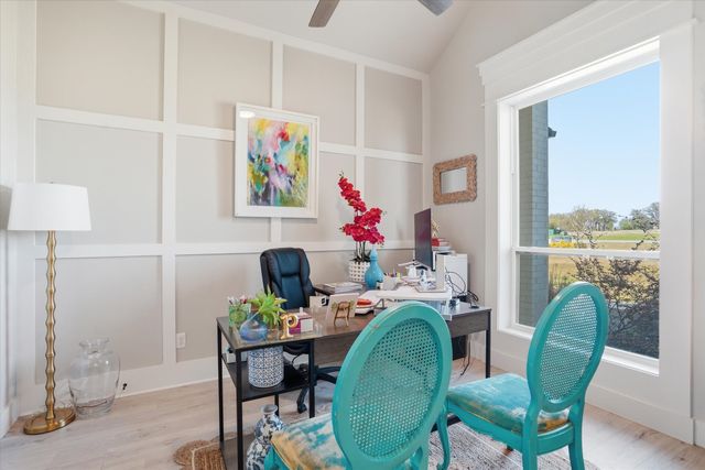 561 Royal Santana, Weatherford, TX 76087