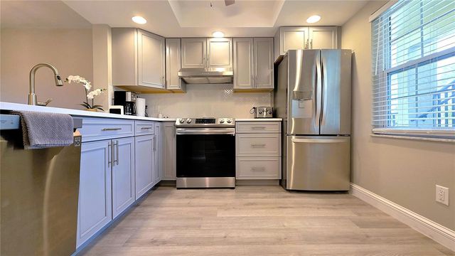 1450 HEATHER RIDGE BOULEVARD 201, Dunedin, FL 34698