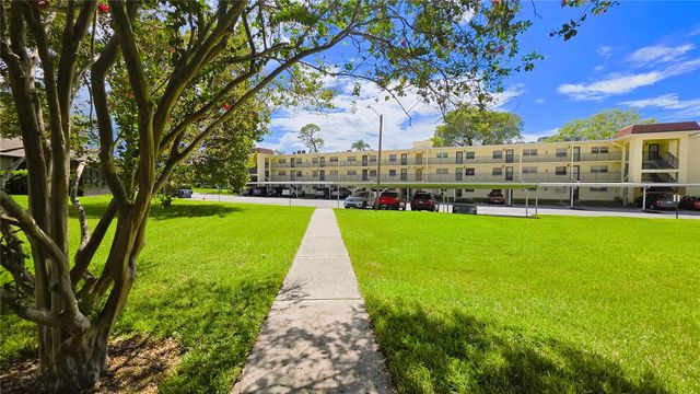1450 HEATHER RIDGE BOULEVARD 201, Dunedin, FL 34698