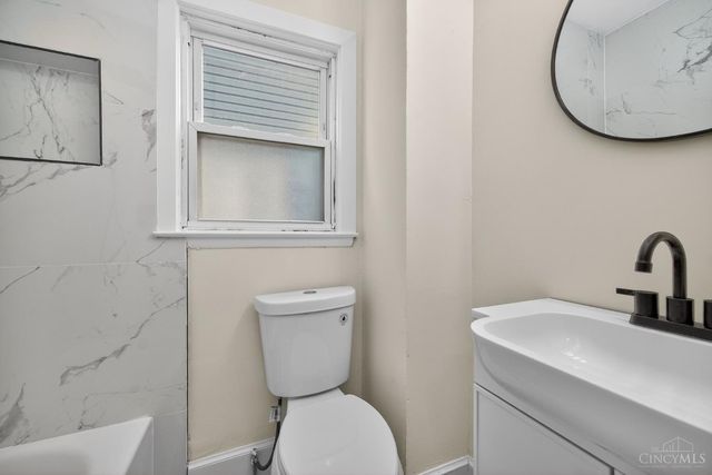 716 15th Avenue, Middletown, OH 45044