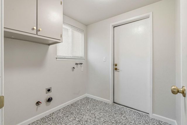 2227 Stanfield Dr, Stockton, CA 95209