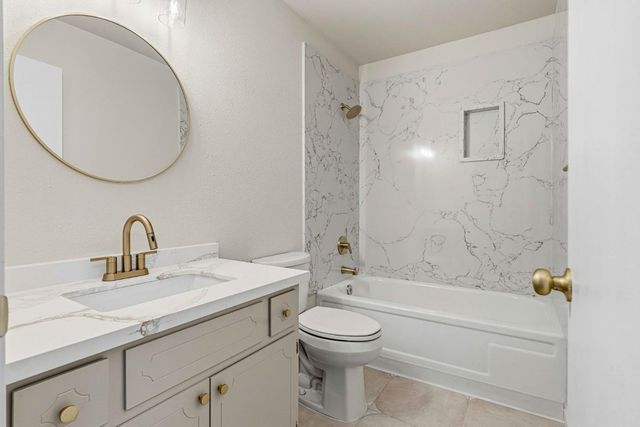 2227 Stanfield Dr, Stockton, CA 95209