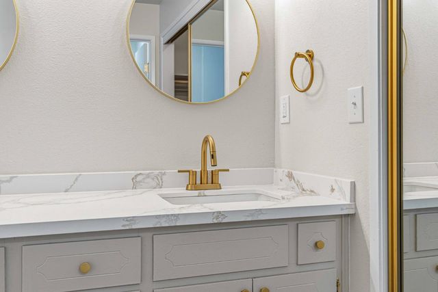 2227 Stanfield Dr, Stockton, CA 95209