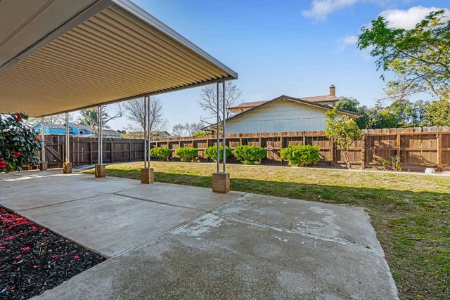 2227 Stanfield Dr, Stockton, CA 95209