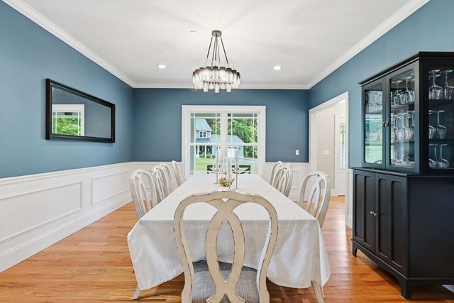 18 Pine St, Belchertown, MA 01007
