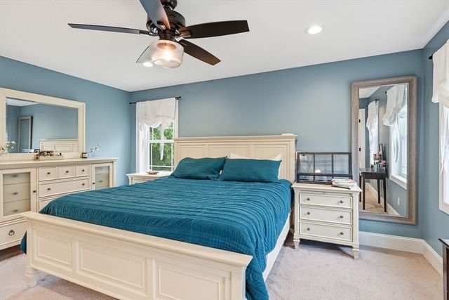 18 Pine St, Belchertown, MA 01007
