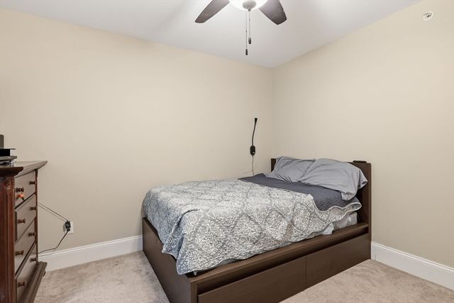 18 Pine St, Belchertown, MA 01007