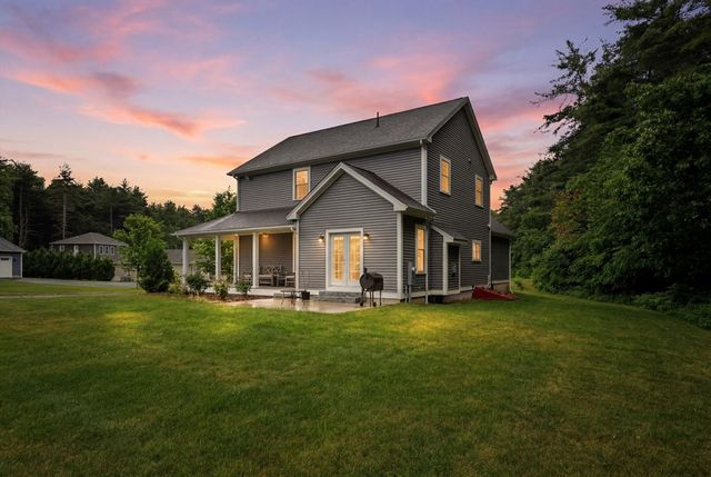 18 Pine St, Belchertown, MA 01007