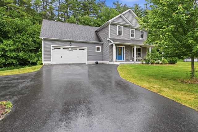18 Pine St, Belchertown, MA 01007