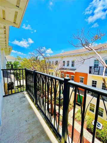 621 SW 1st Avenue 621, Pompano Beach, FL 33060