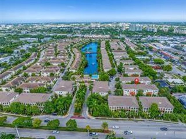 621 SW 1st Avenue 621, Pompano Beach, FL 33060